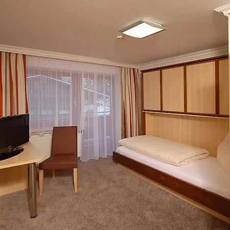 Hotel Sommerer - Nur 100M Zum Skilift & Jokercard 3* ザールバッハ・ヒンターグレム