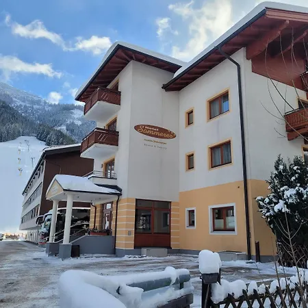 Hotel Sommerer - Nur 100M Zum Skilift & Jokercard ザールバッハ・ヒンターグレム