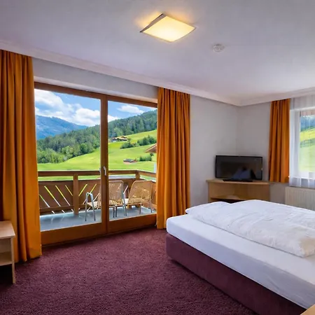 Hotel Sommerer - Nur 100m Zum Skilift&jokercard Saalbach-Hinterglemm