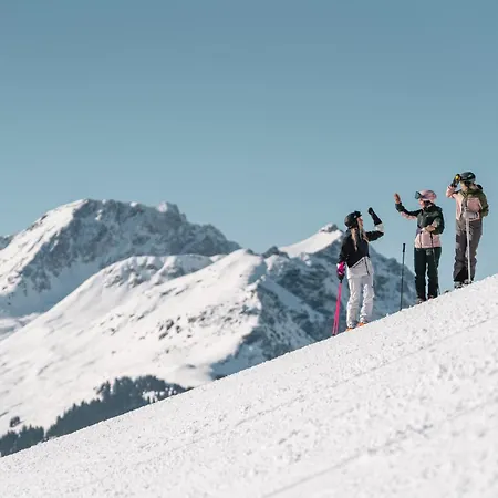 Hotel Sommerer - 100M To Ski Lift & 5 Min Walk To Hinterglemm Centre 3* Saalbach-Hinterglemm