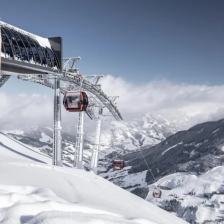 Hotel Sommerer - 100M To Ski Lift & 5 Min Walk To Hinterglemm Centre
